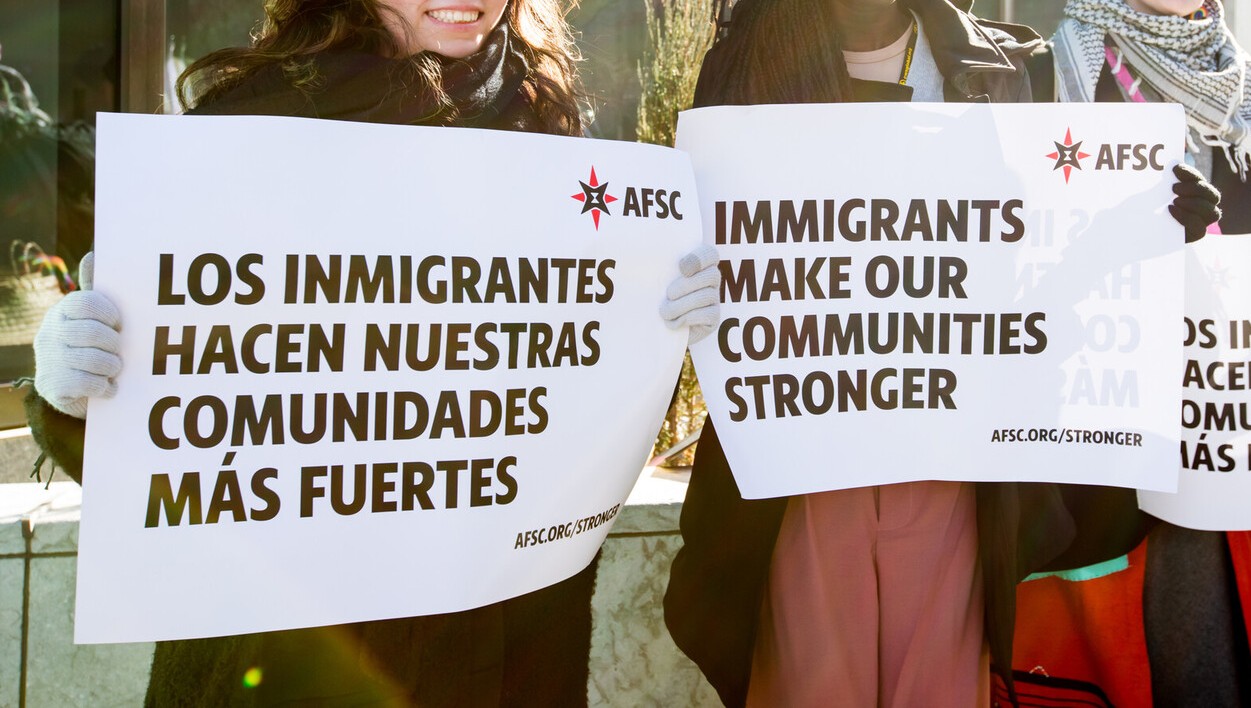 Tell Congress to protect immigrant rights!