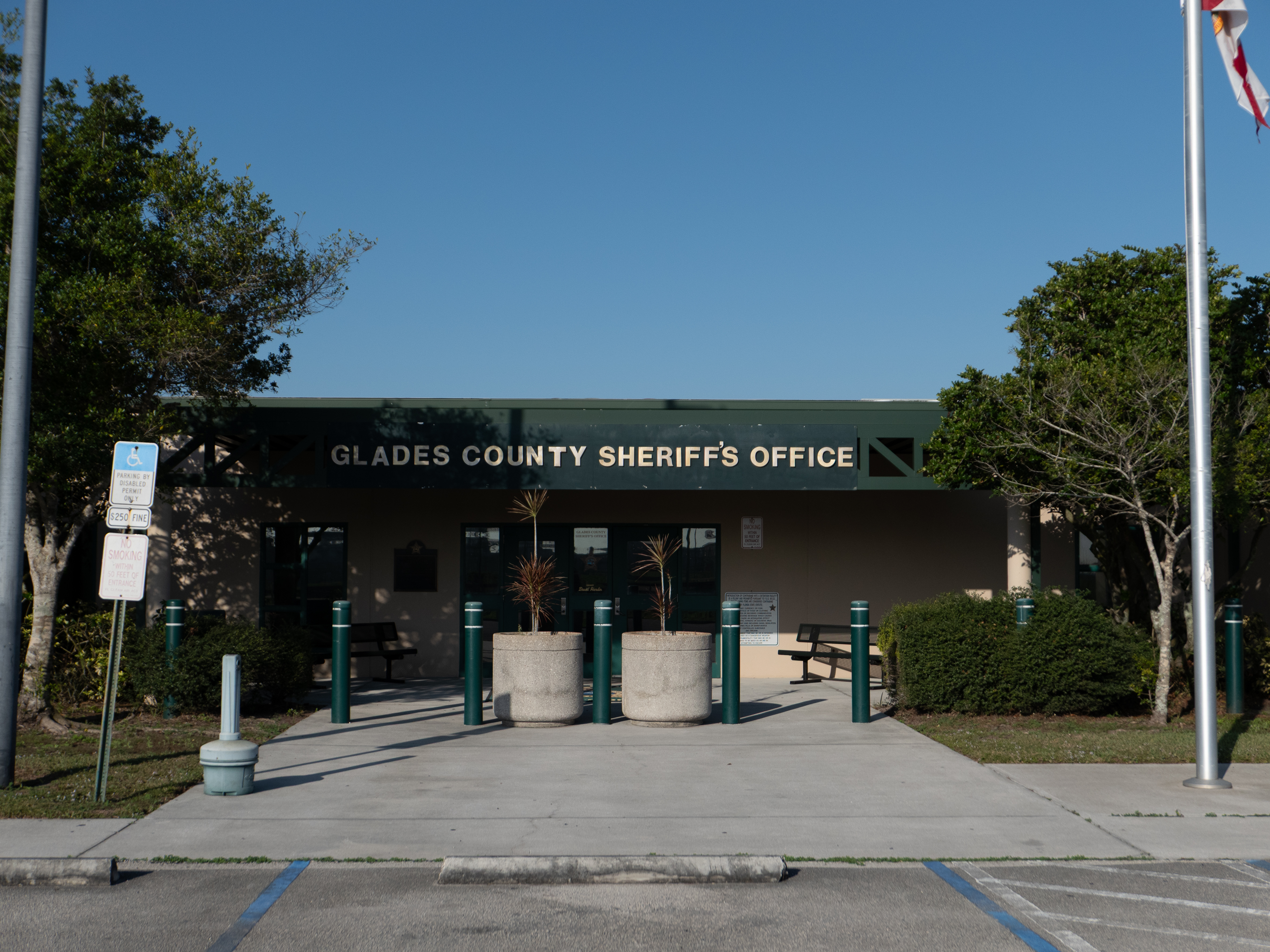 Another Florida detention center plagued with toxic chemicals and unbreathable air, according to report 