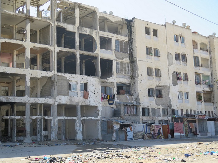 Building with holes occupied in Gaza