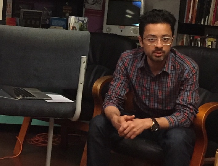 Mohammad Sabaaneh presents on his book at Wooden Shoe Books, Philadelphia