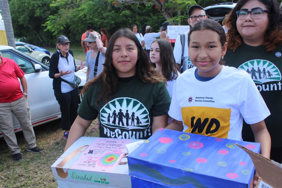 In Florida, students wrote letters to children detained at Homestead. Photo: Tyrone Brown / TGimmy Photography