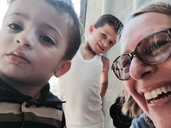 Jennifer with children in Gaza