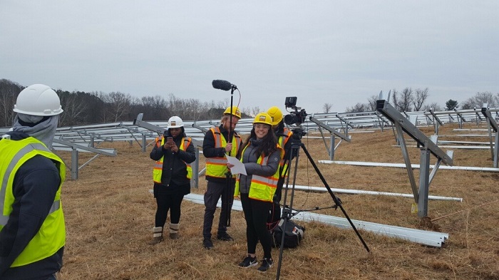 Nikki Richards on set filming for a campaign promotional video highlighting the importance of solar workers and the solar industry. Photo by Jamie DeMarco.